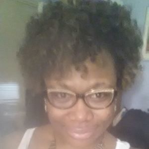 Meet your Posher, Aja
